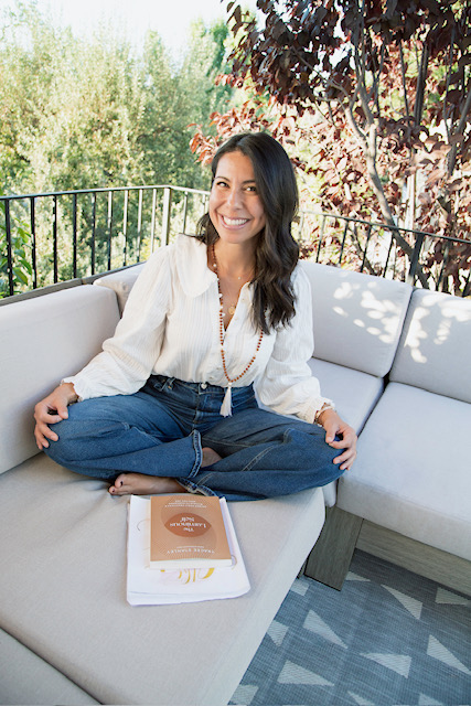 Stephanie Crochet Profile Photo