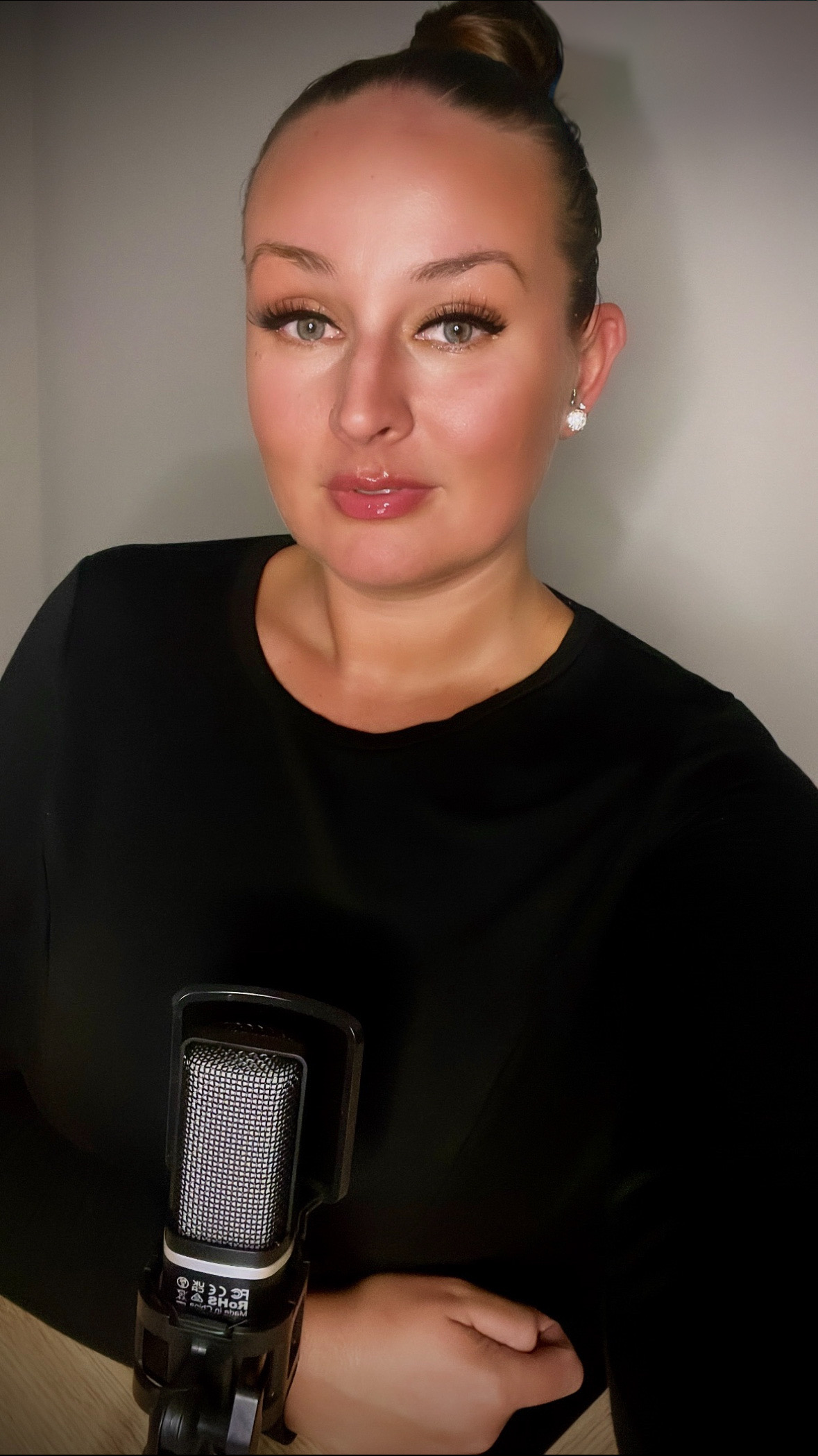 Nika Kozyra Profile Photo