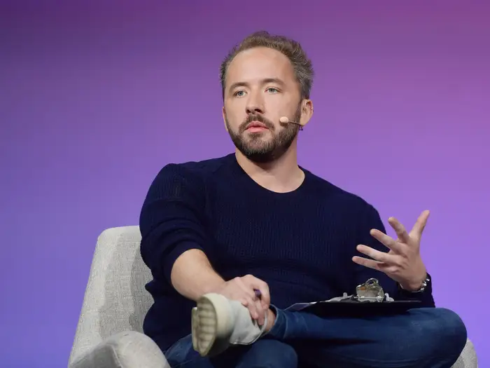 From Thumb Drive Frustration to Billion-Dollar Vision: How Drew Houston Built and Rebuilt Dropbox