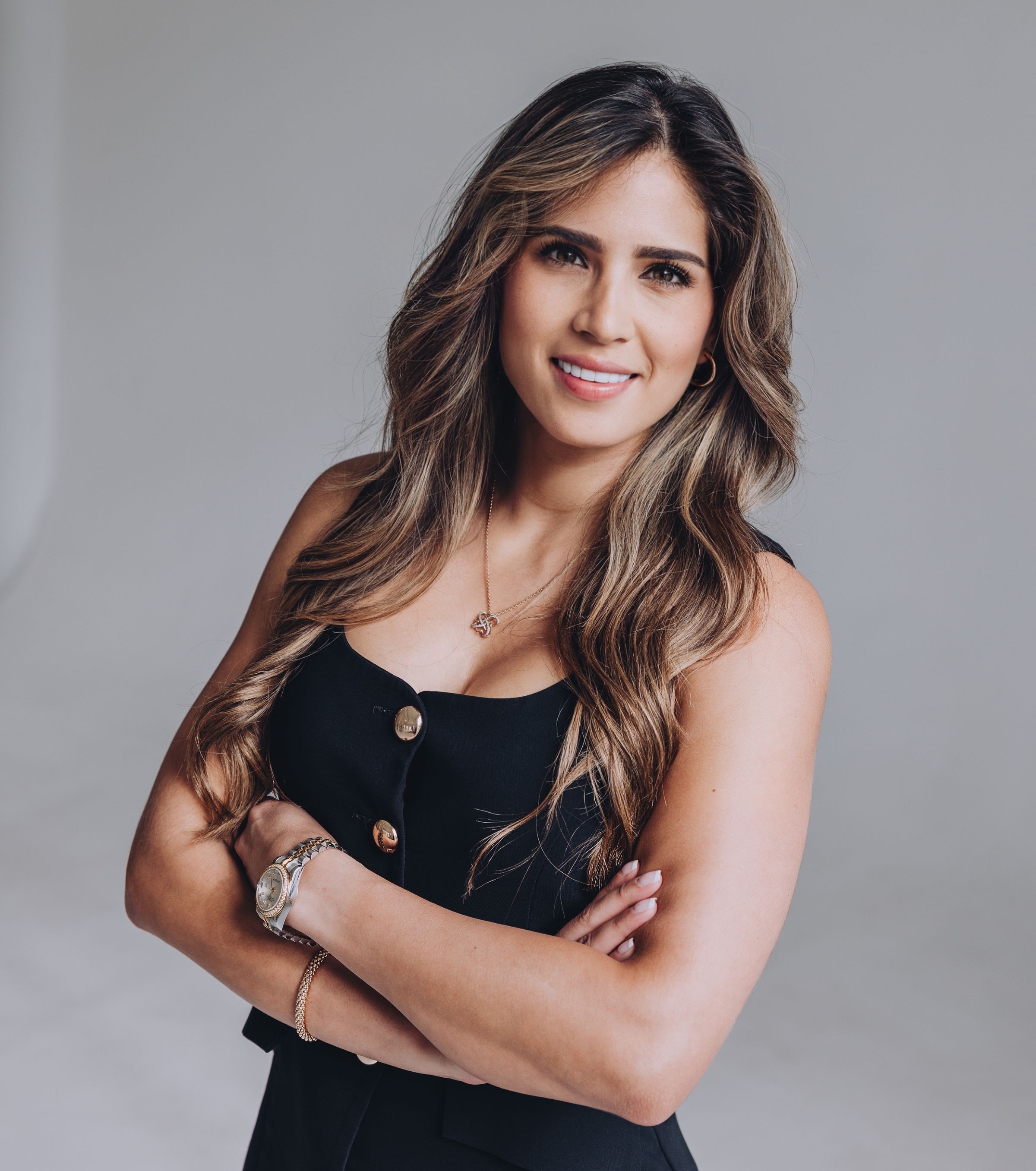 Karen Saez: Bilingual Real Estate Powerhouse in Jacksonville