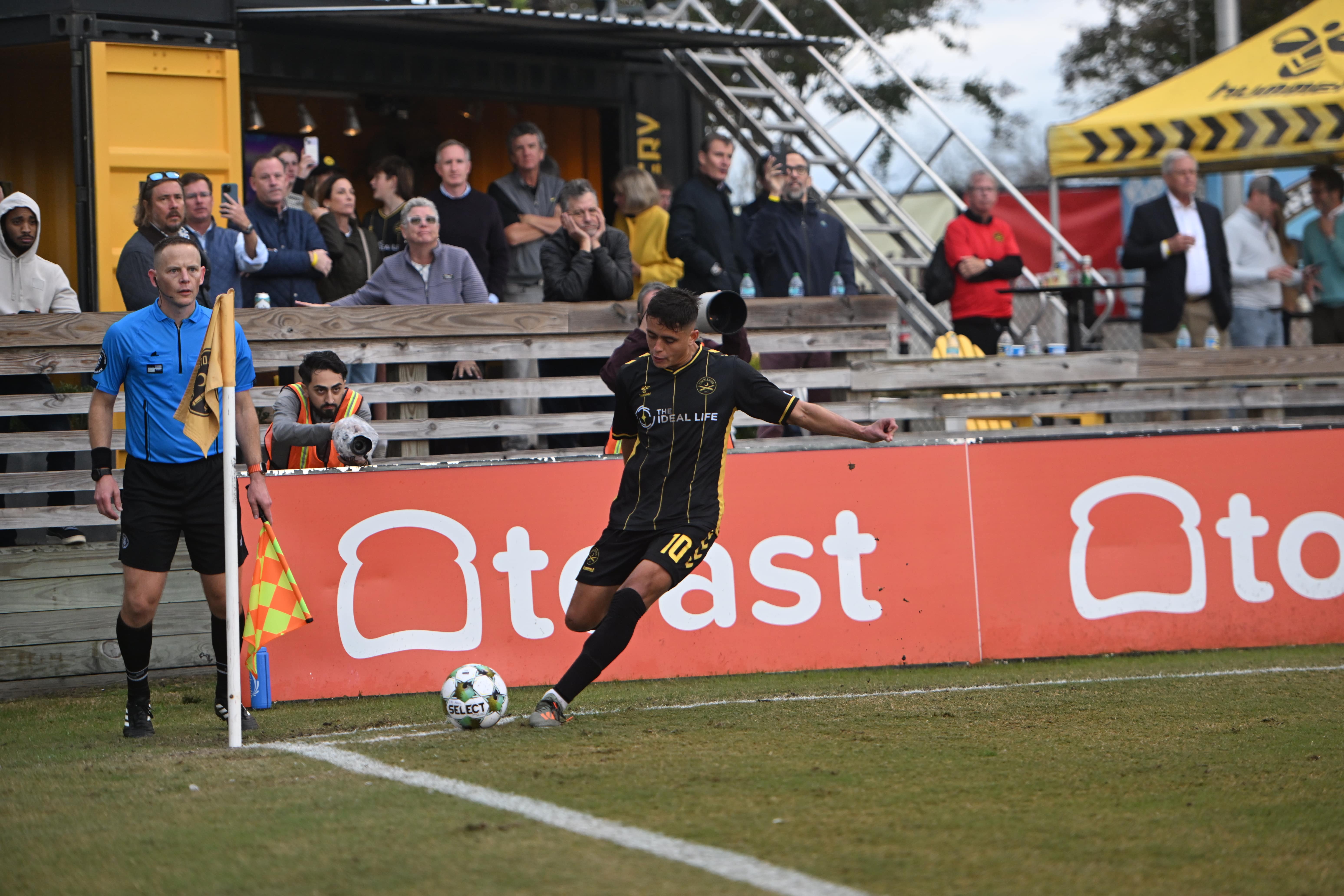 Republic FC Continues to Bolster Midfield with Arturo Rodriguez