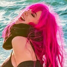 Numa Palmer: Blending Music with a Message of Empowerment