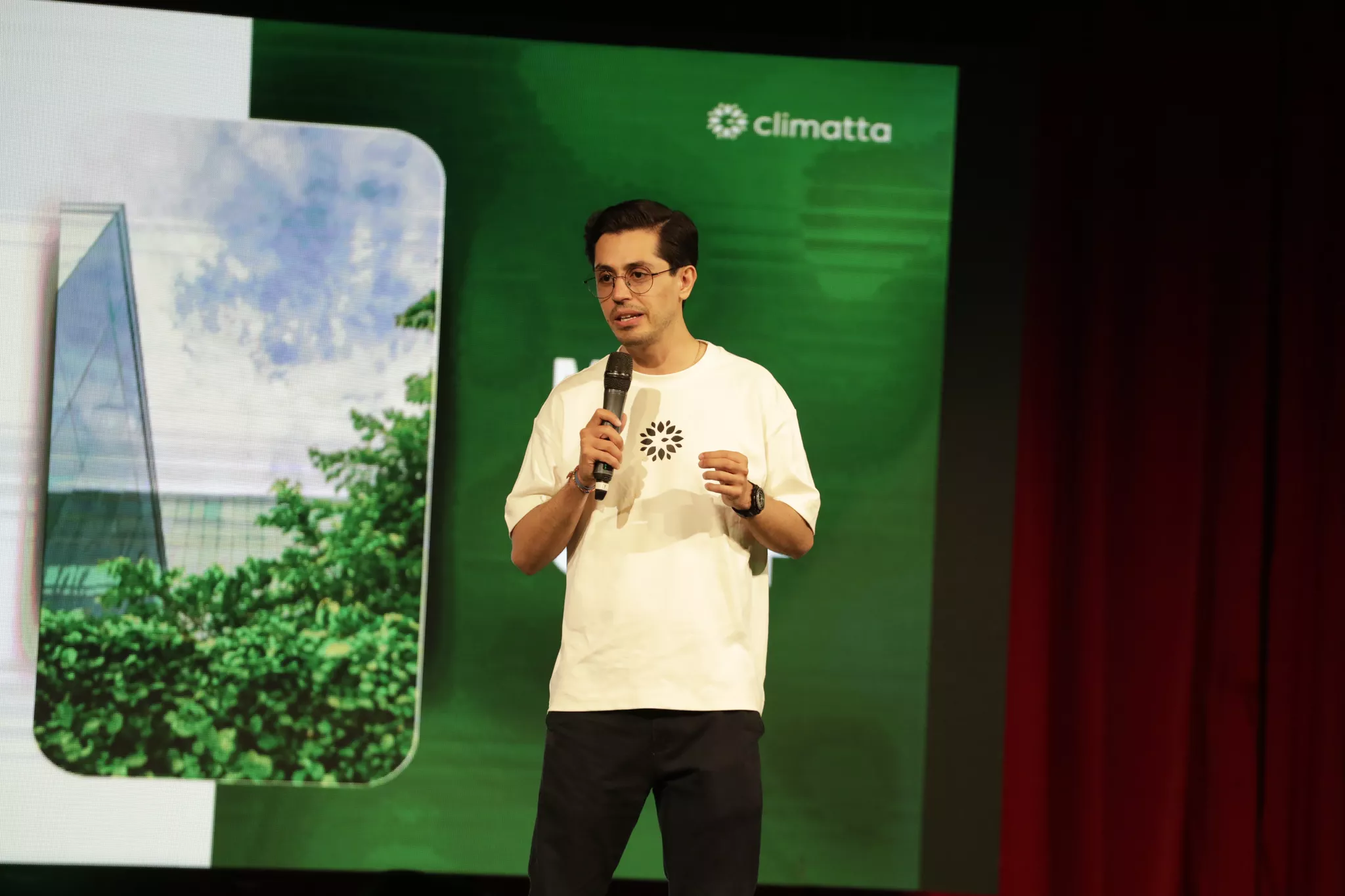 Iñaki Gonzalez Profile Photo