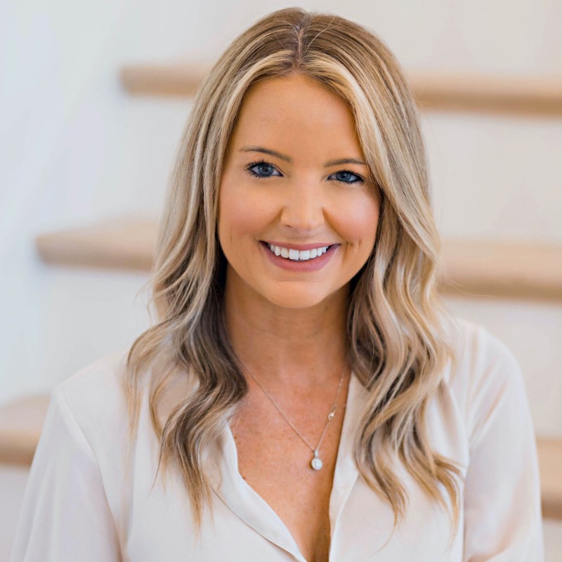 Erica Harding: Jacksonville Beach's All-Encompassing Real Estate Agent