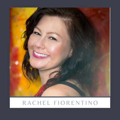How does Rachel Fiorentino apply philosophy and psychology to her Tarot readings?