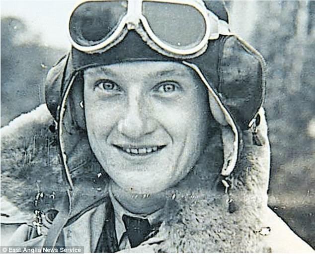 44 Sidney Stevens Lancaster Pilot WW2 - Interview