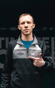 The Maverick Mindset: Why Justin Bergman Chose His Own Path in Pool
