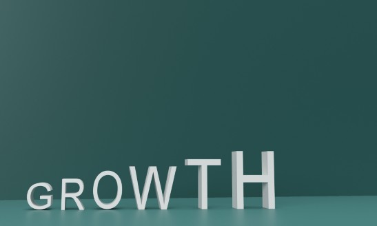 Sales Stuck? Expert Sales Coach and Founder Ursula Mentjes Reveals Her Proven Playbook to Skyrocket Revenue Growth