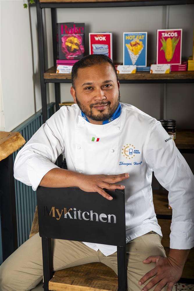 Sham Hanifa Profile Photo