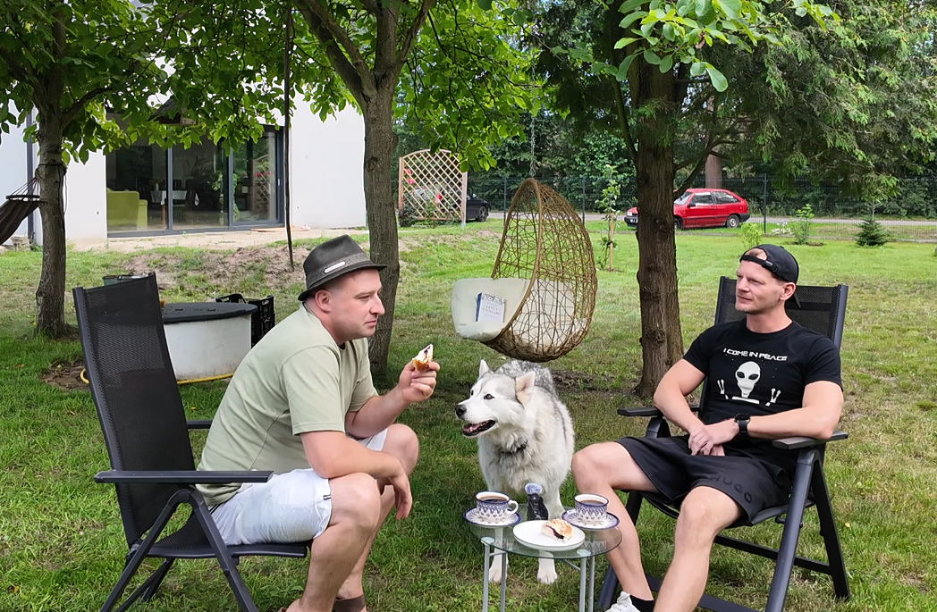 Bujać! E11 z Robertem o hackerach, kryptowaluciarstwie, prawie do odmowy, budowaniu domu i odsiec...