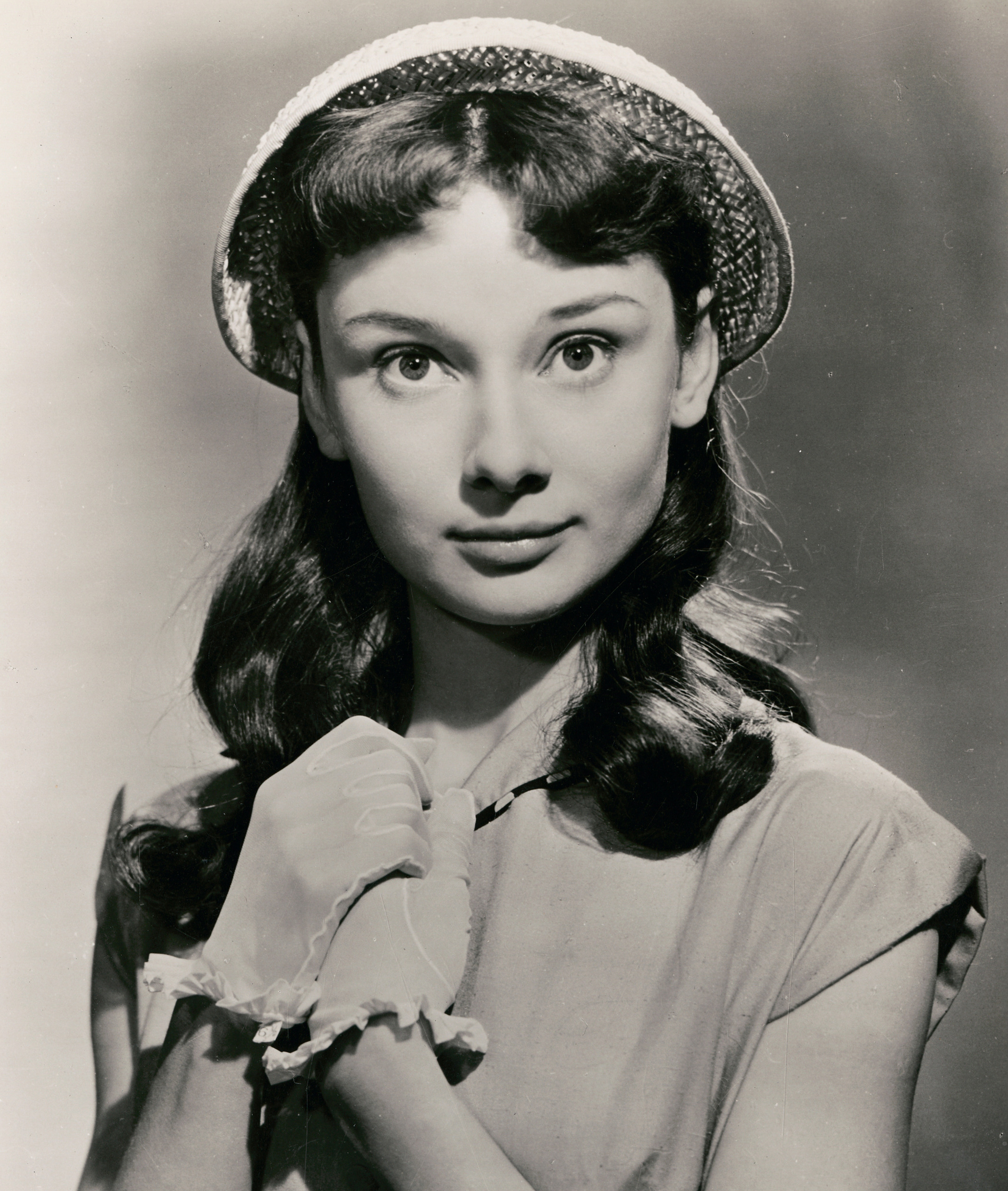 DUTCH GIRL   THE UNTOLD STORY OF AUDREY HEPBURN with DUTCH RESISTANCE in WWII HOLLAND