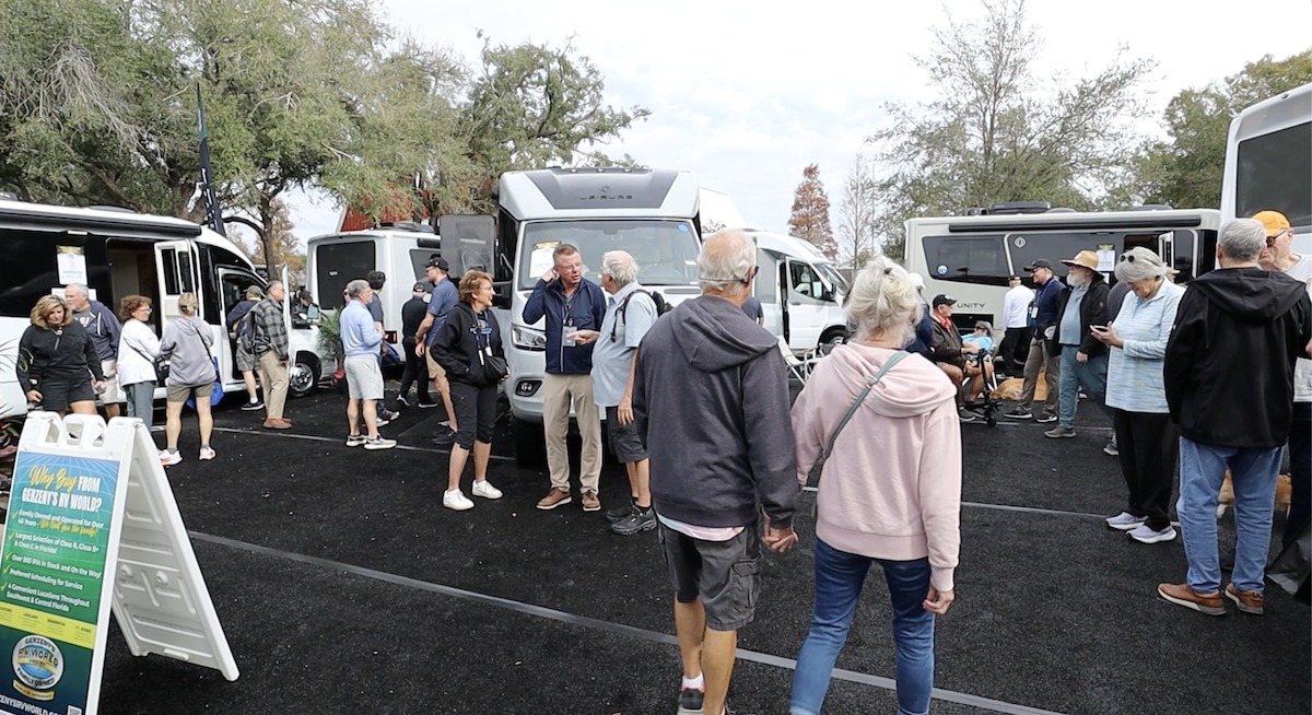 We Walked the Florida RV SuperShow So You Don’t Have To, Here’s What's Standing Out So Far