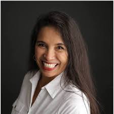 Laura Giles Profile Photo