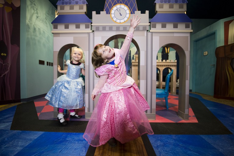 Lilo’s Playhouse: A Blind Review