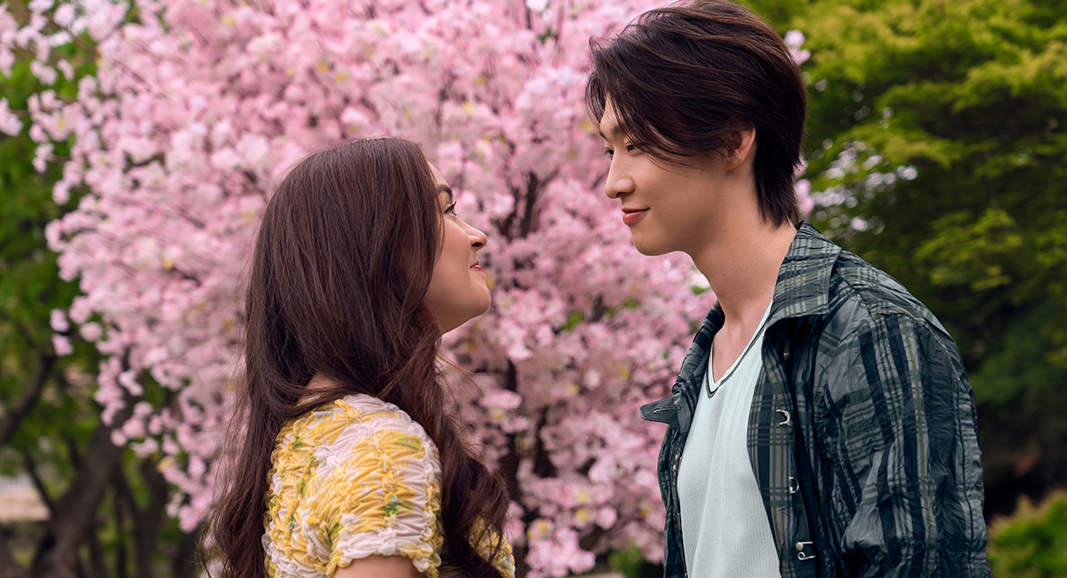 XO, Kitty Star Anna Cathcart Says Grand Gestures Mean More When Supported by Quiet Moments XO, Kitty Star Anna Cathcart Says Grand Gestures Mean More When Supported by Quiet Moments