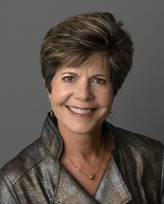 Suzanne Giesemann Profile Photo