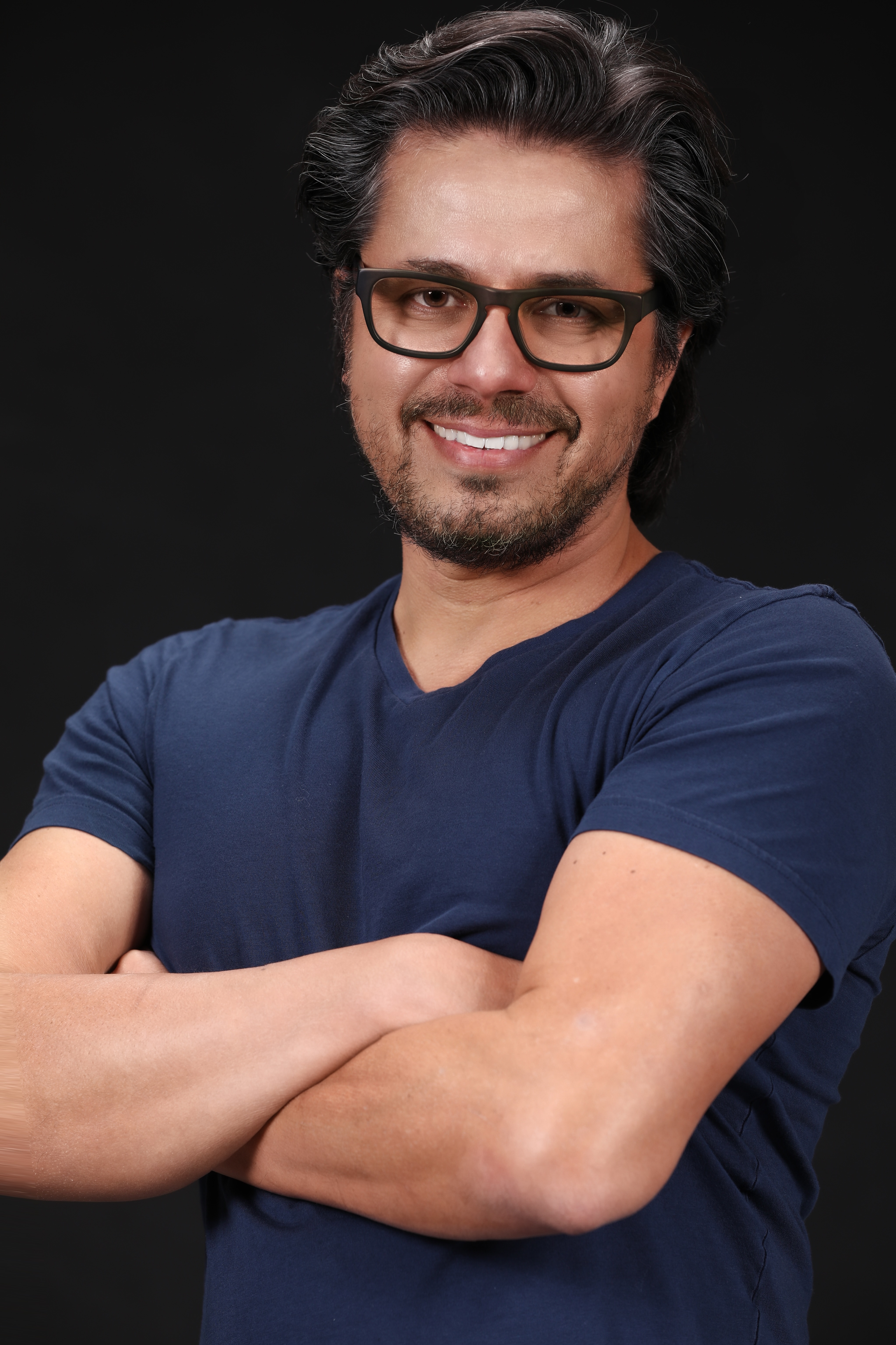 Christian Ray Flores Profile Photo