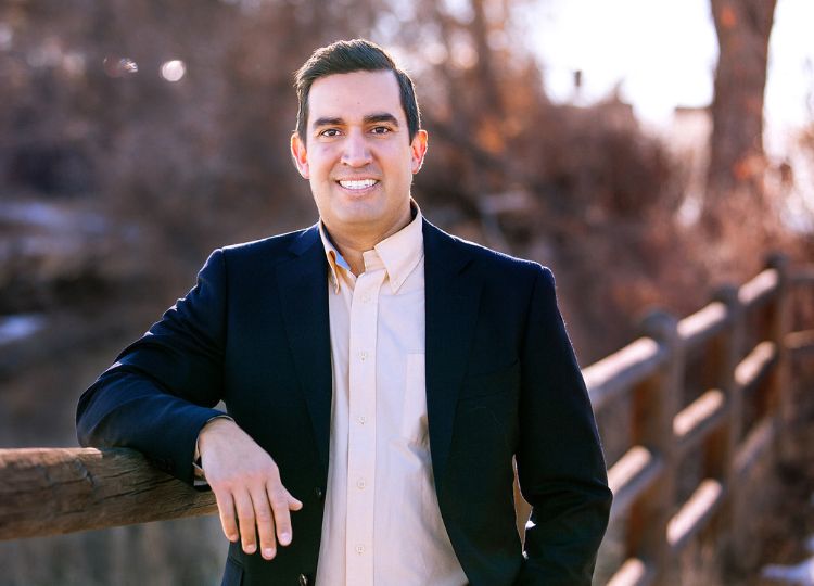 Javier Lozano, Jr. Profile Photo