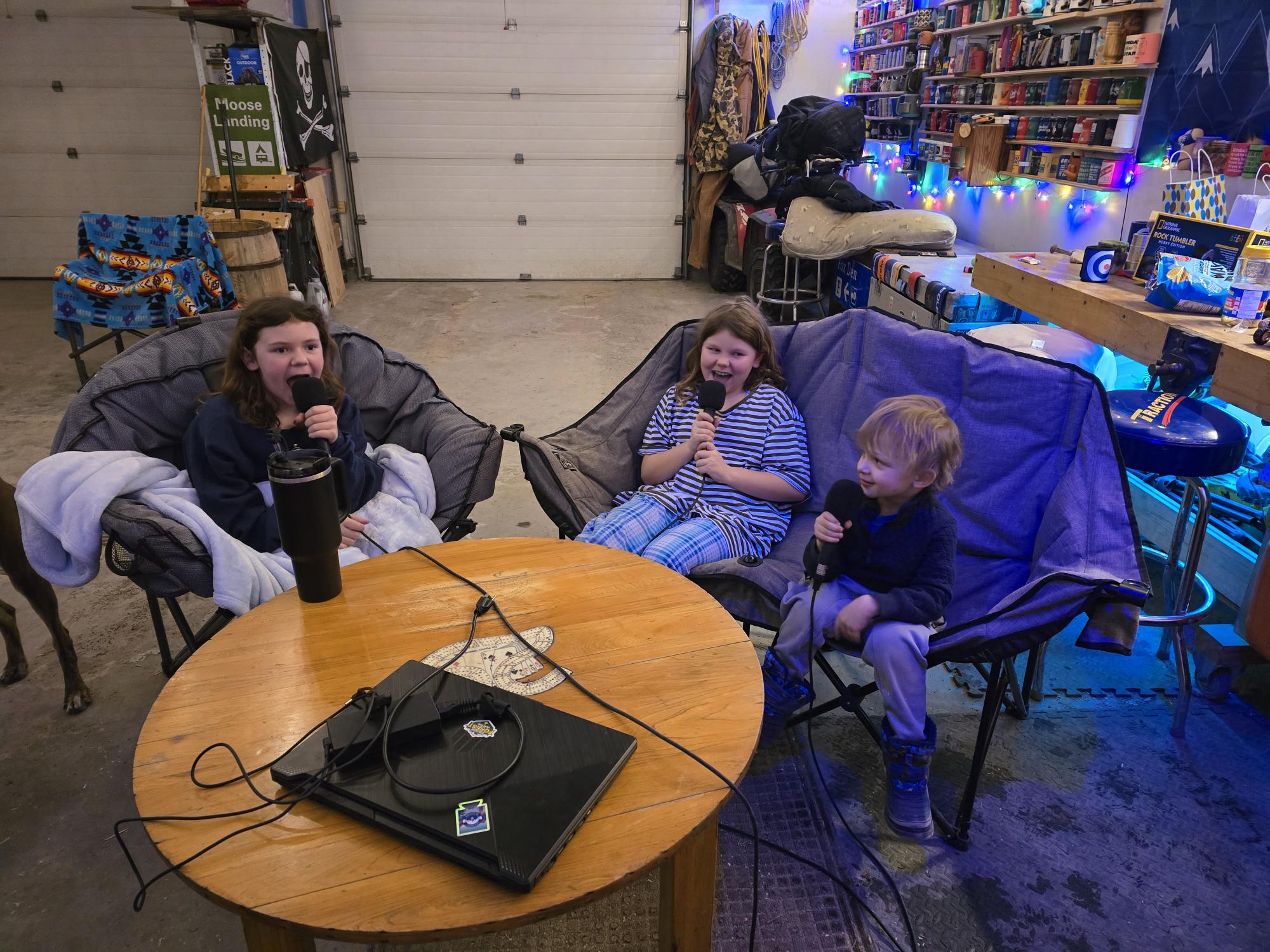 Ep 42-  New Years Chat (Feat. Casey and the Cousins)