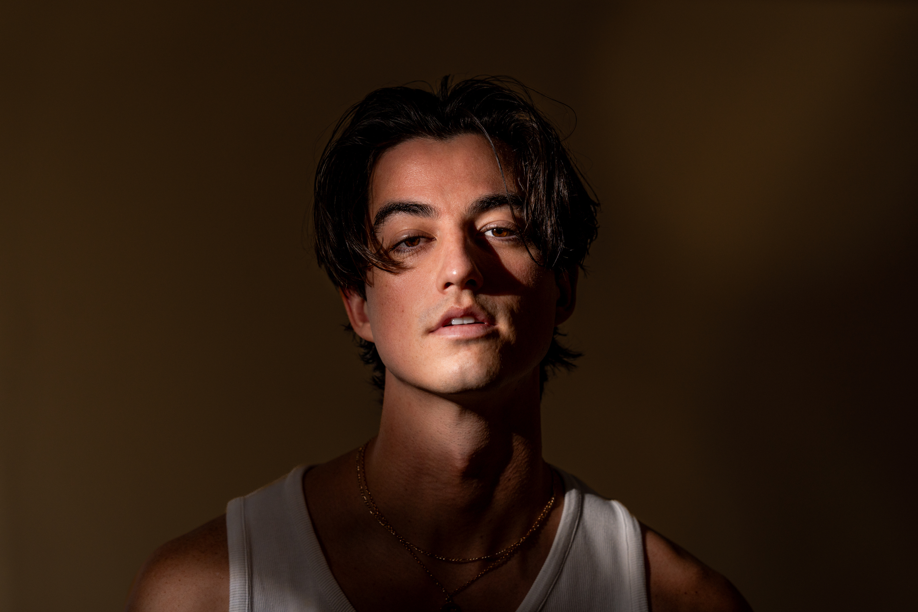 elijah woods Profile Photo