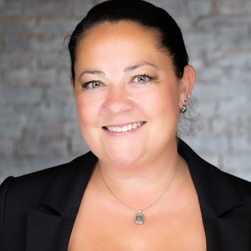 Katie Hutchinson Profile Photo