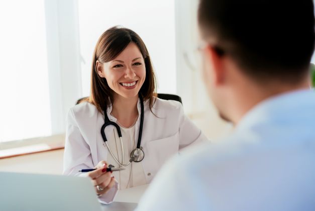 how much does a medical assistant make in the Philippines