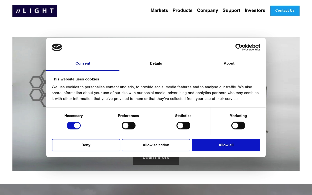 nLIGHT website