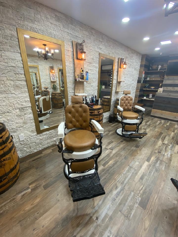 How often should a side part fade be maintained?