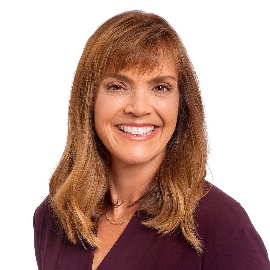 Lynn Lyons AI mentor on Get Mentors