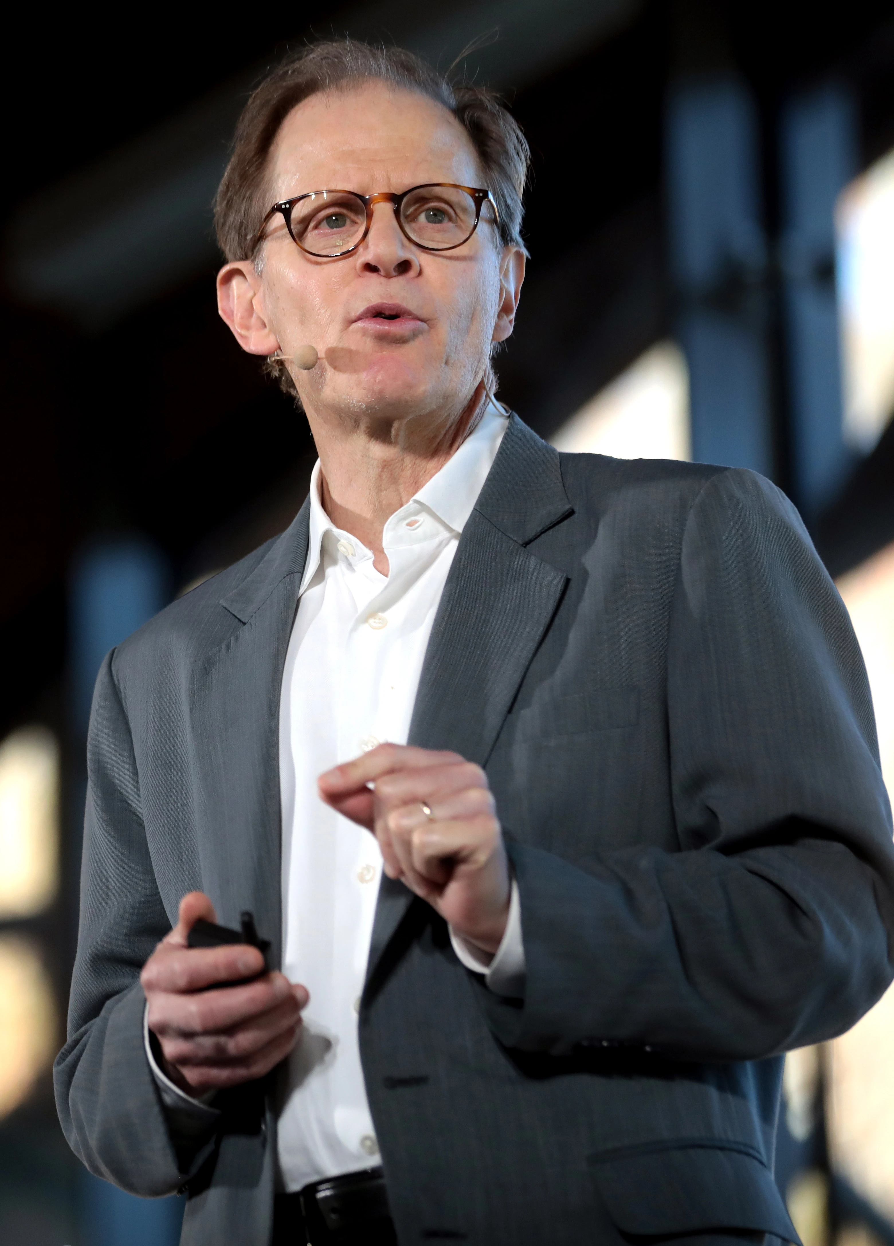 Daniel Siegel AI mentor on Get Mentors