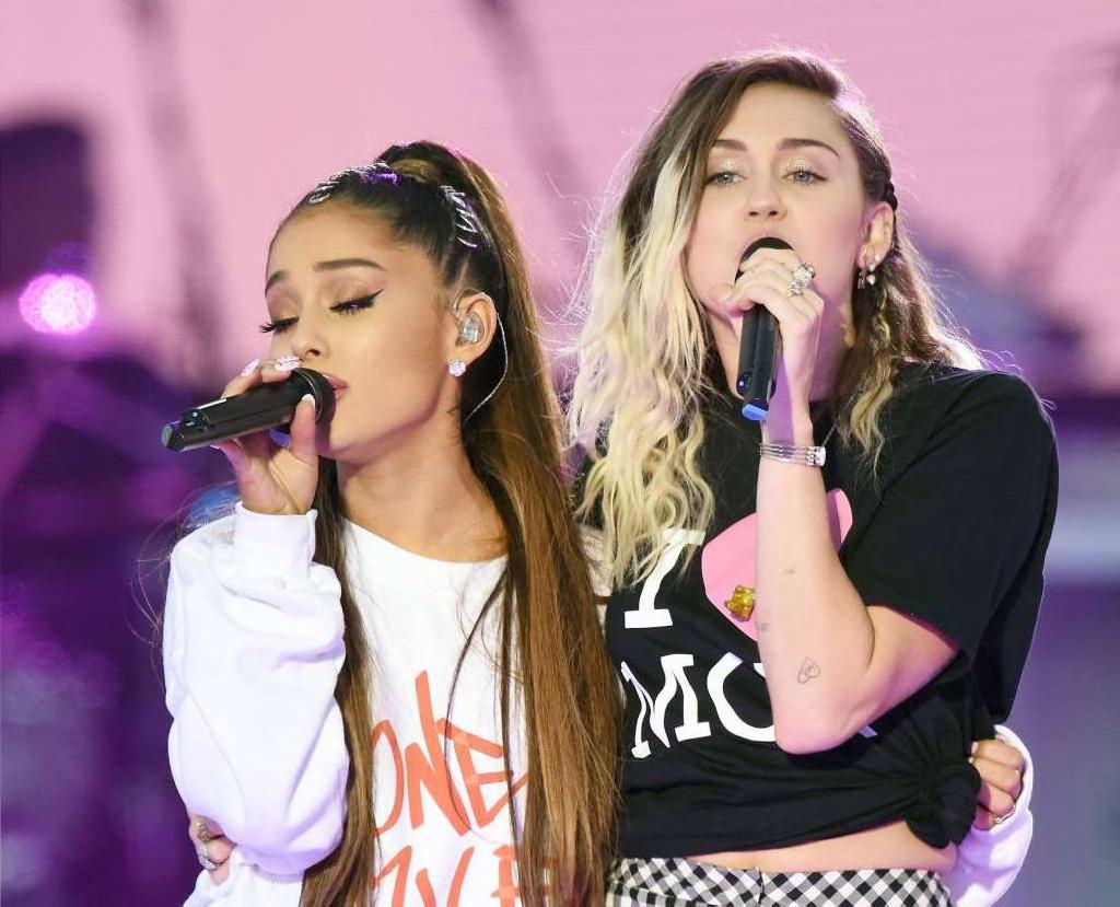 Ariana Grande & Miley Cyrus