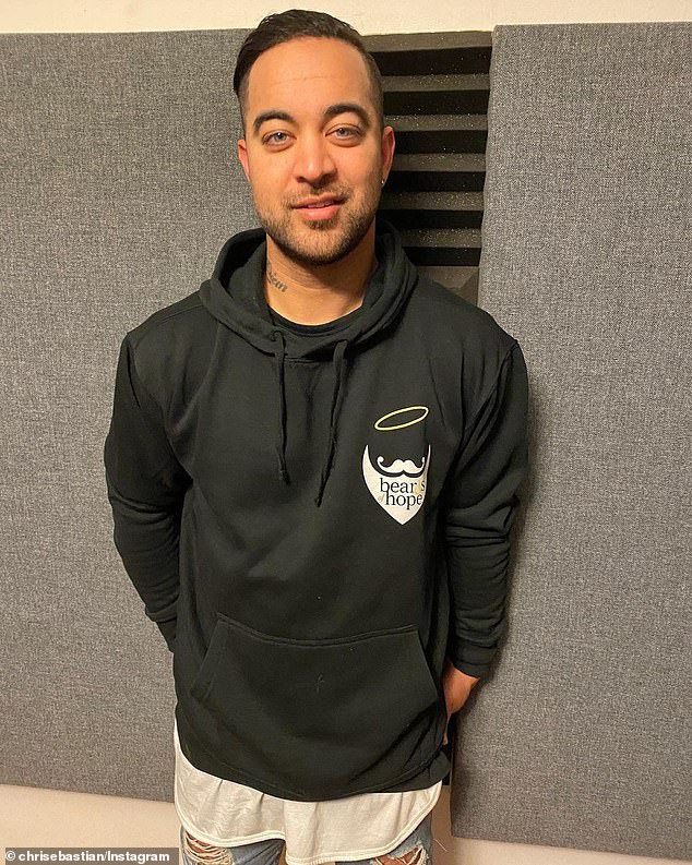 'Tenía un contrato en los Estados Unidos': El ganador de The Voice Australia, Chris Sebastian (en la foto), reveló que casi no apareció en el programa de canto el sábado.