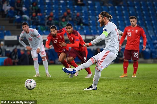 Sergio Ramos vio dos malos penaltis salvados en el empate de la Liga de Naciones de España con Suiza