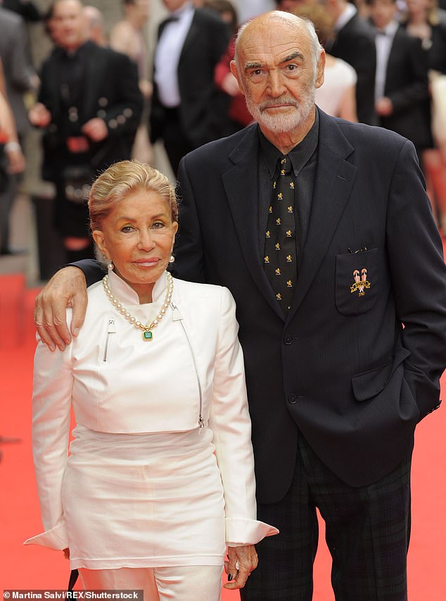 La viuda de Sir Sean Connery, Micheline, ha dicho que aunque la estrella de Bond había vivido en el extranjero durante muchos años, su 'último deseo' era volver a casa.