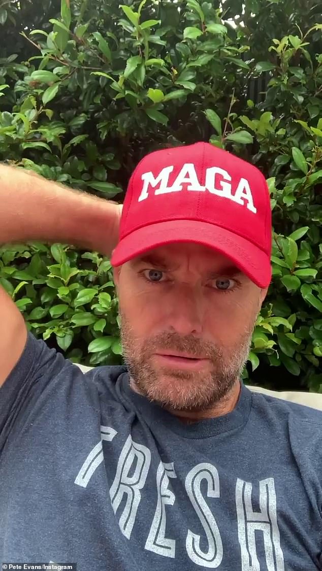 ¡Travieso! Los productores de I'm a Celebrity parecen estar trolleando a la estrella despedida Pete Evans, quien fue expulsado del programa a principios de este mes por publicar un meme neonazi en las redes sociales.
