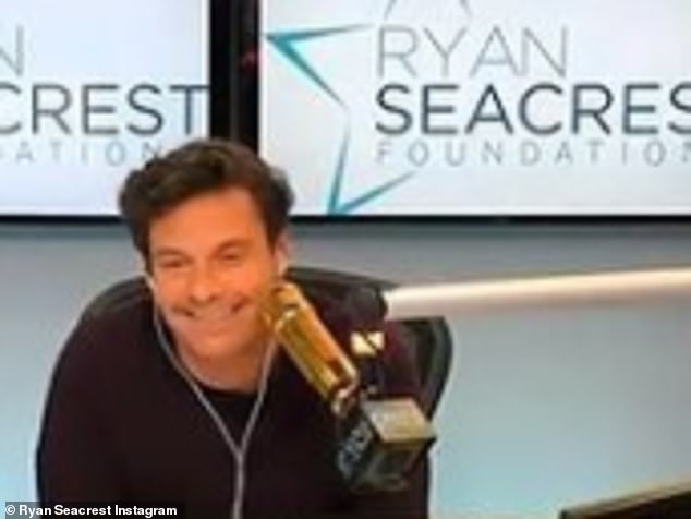 Ceremonia virtual: Ryan Seacrest inauguró el 11 ° Estudio Seacrest de su fundación benéfica el miércoles en el Arnold Palmer Children's Hospital en Orlando, Florida.