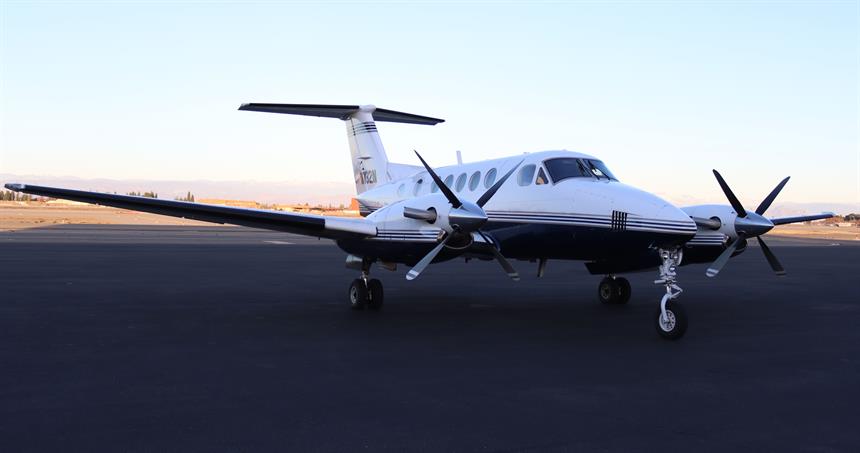 King Air B200 — exterior