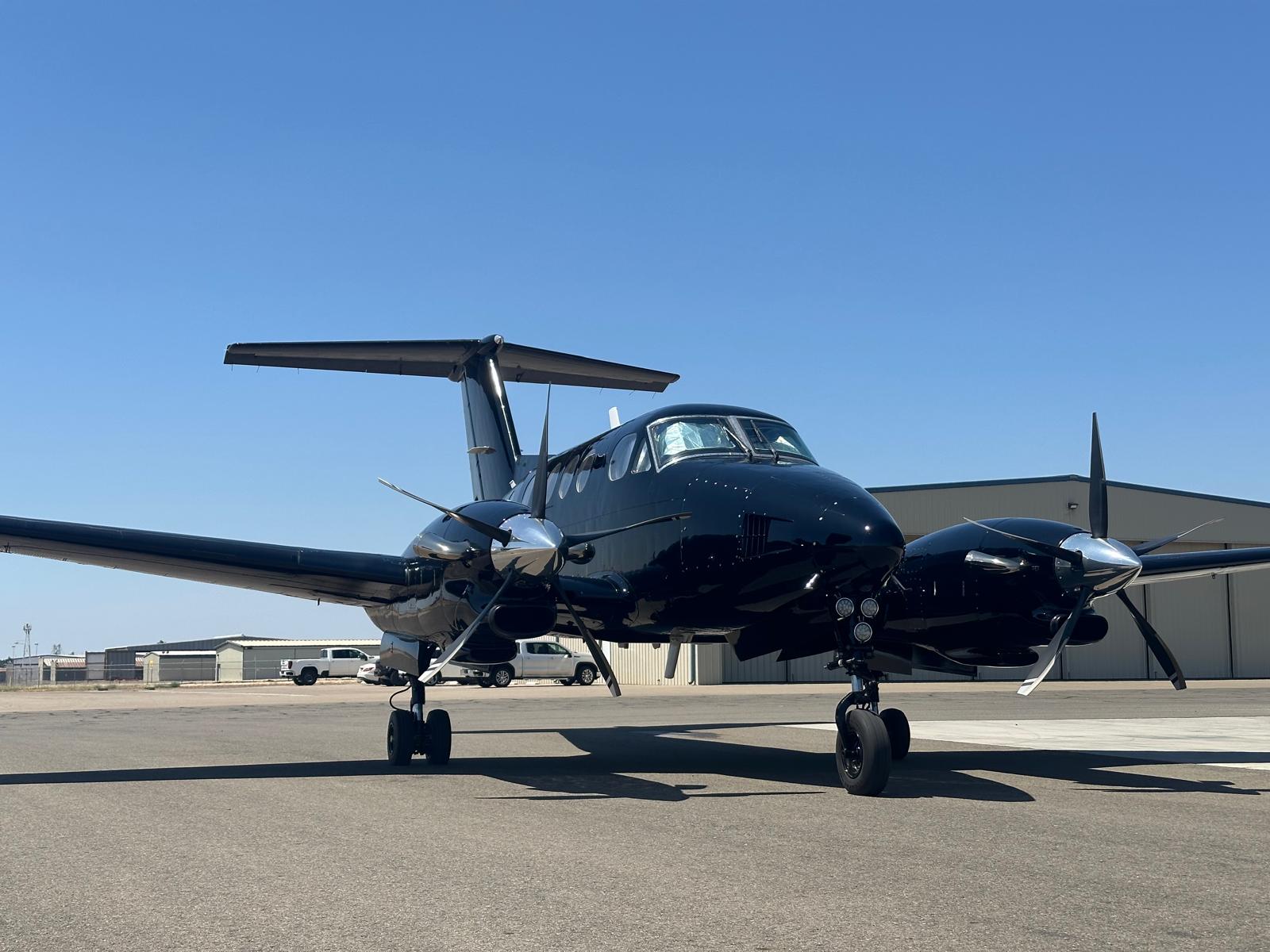 King Air F90 — exterior