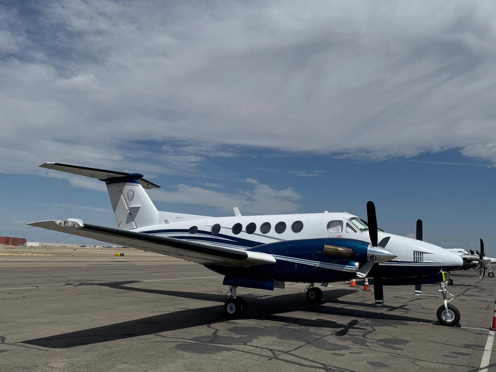 King Air 200 — view 6
