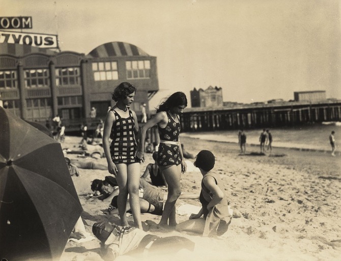 Bathers on Crystal Beach
