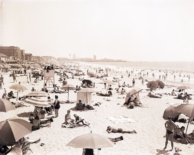 Ocean Park Beach Crowd