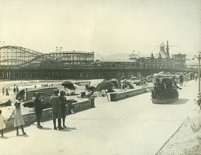 Electric Tram Trundles Towards Looff Pier