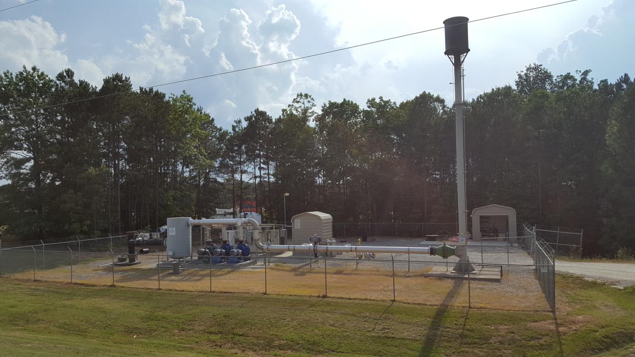 Landfill gas blower and flare station