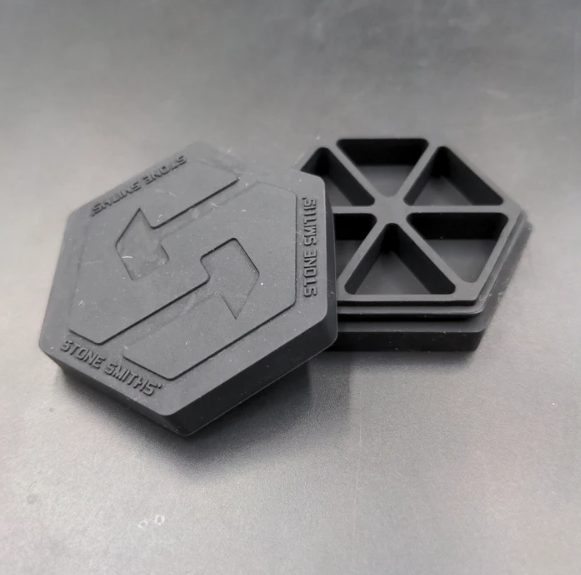 Photograph of product: 6 Slot Silicone Container