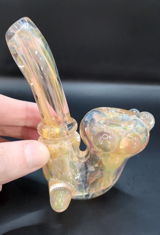 Photograph of product: Glass - Medium Stand Up 3 hole Pipe