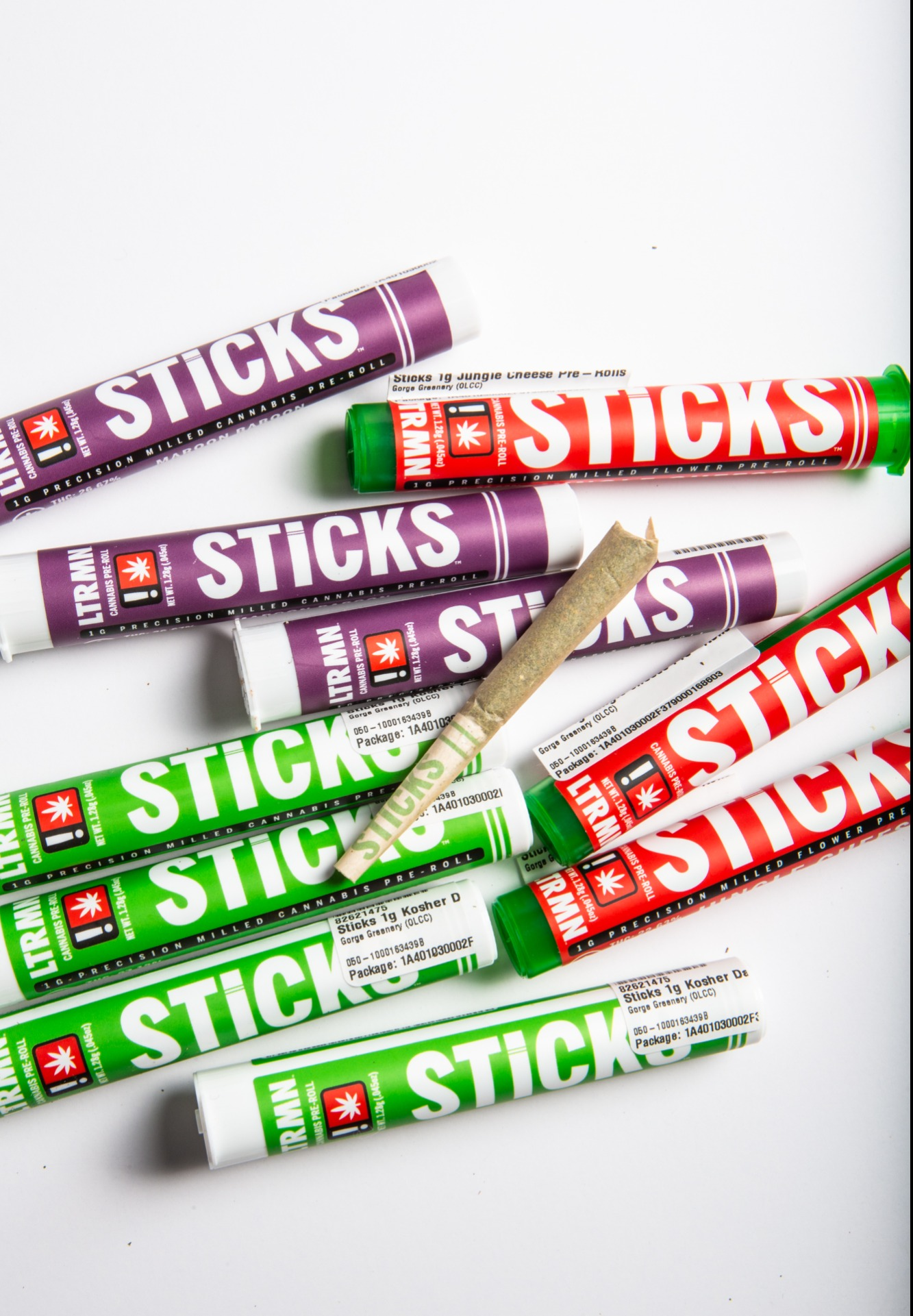 Photograph of product: Sticks Pineapple Cherries Pre-Roll