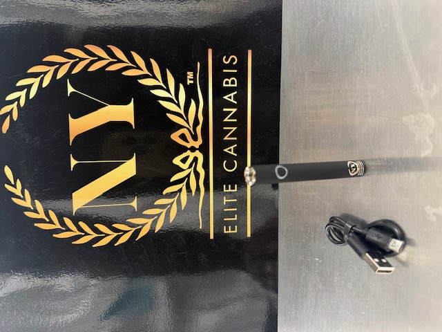 Photograph of product: Ispire | NY Elite Battery | Limited Edition Black