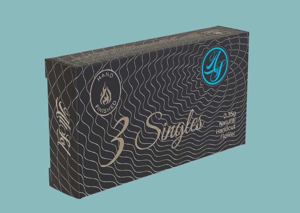Photograph of product: DC's Finest: Maui Magilla Glue Supreme 3 Pack Pre-Roll's (3x0.7g)