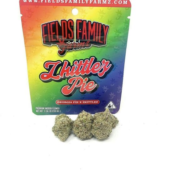 Photograph of product: Fields Family Farms - Zkittlez Pie 3.5g Flower - 