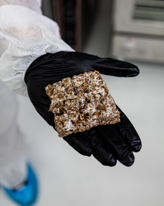 Photograph of product: Cocoa Cloud Bar | Cereal Bar | 1pk/10mg